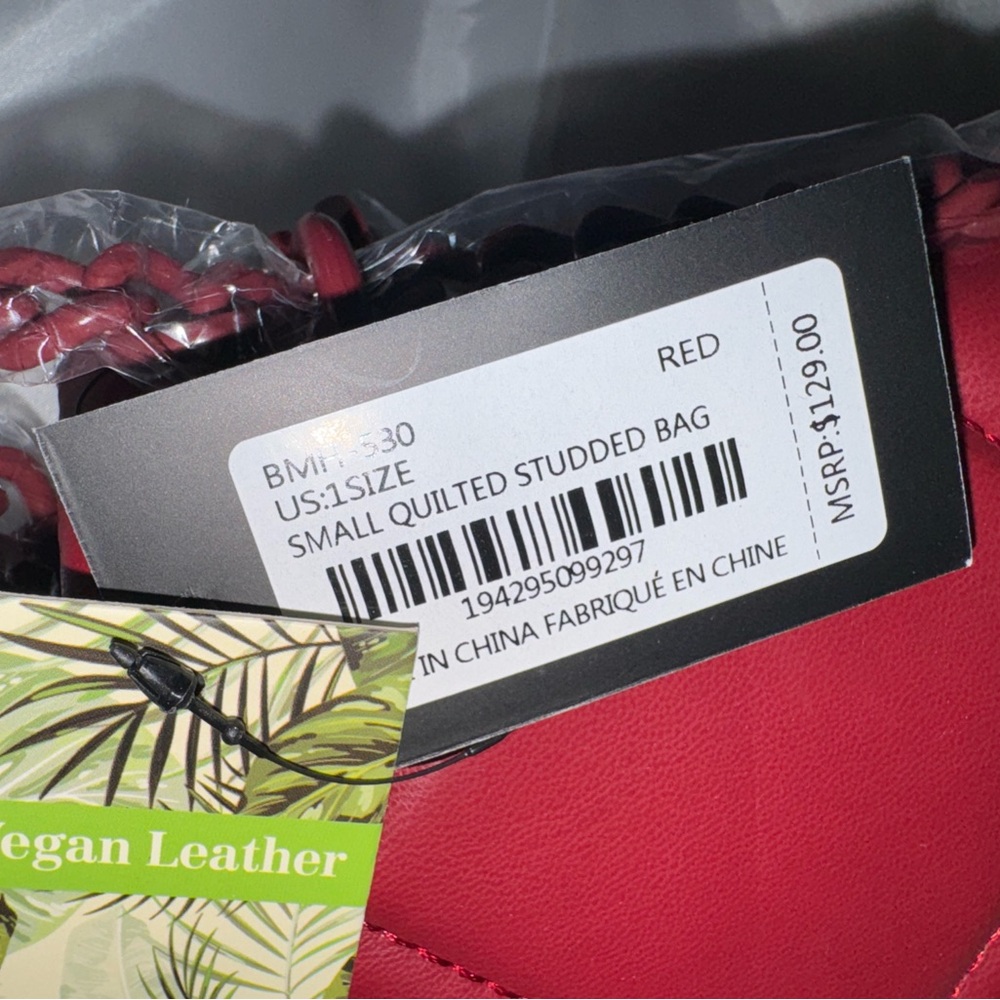 Badgley Mischka Red Quilted Shoulder Bag - Picture 4 of 4